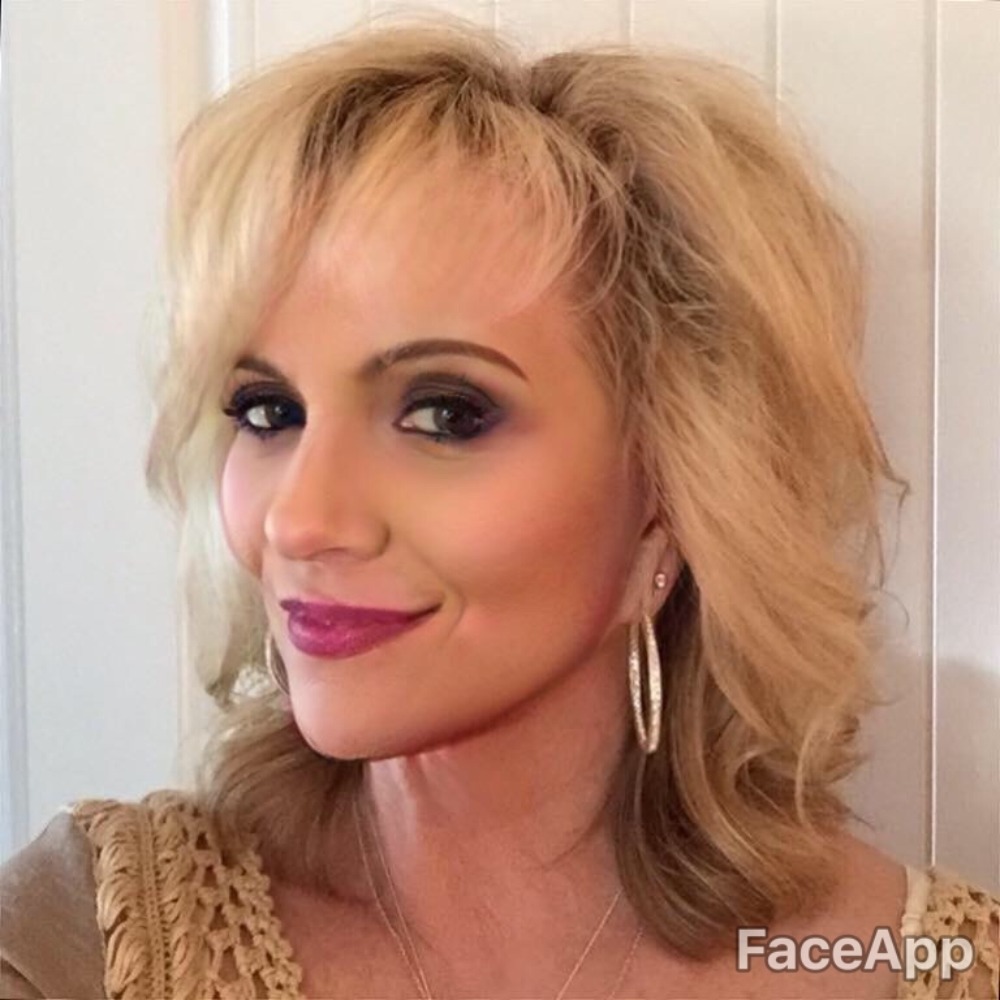 Meet your Posher, Shari